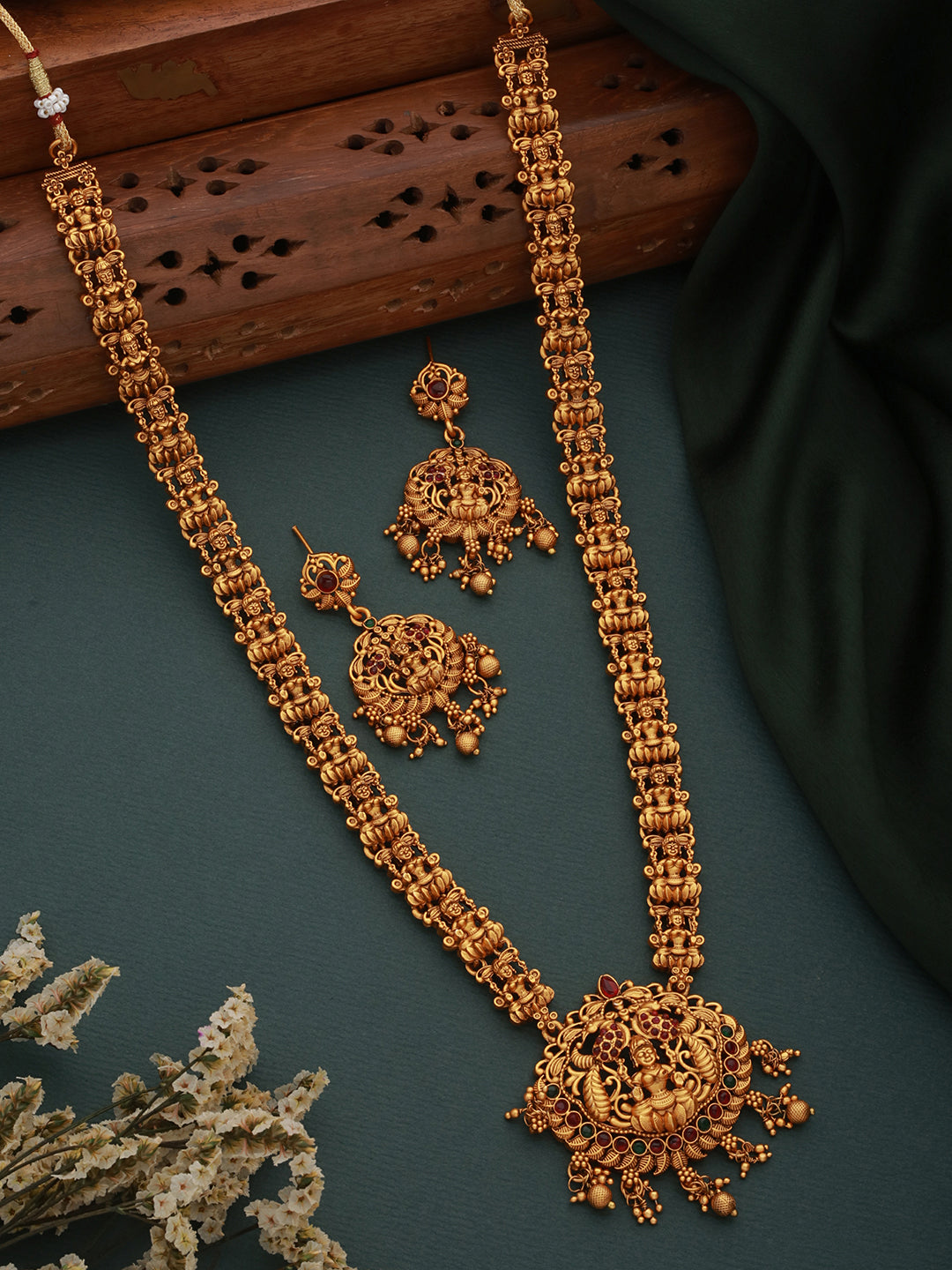 Antique Gold Toned Temple Lakshmiji Pendant Haram Jewellery  Set