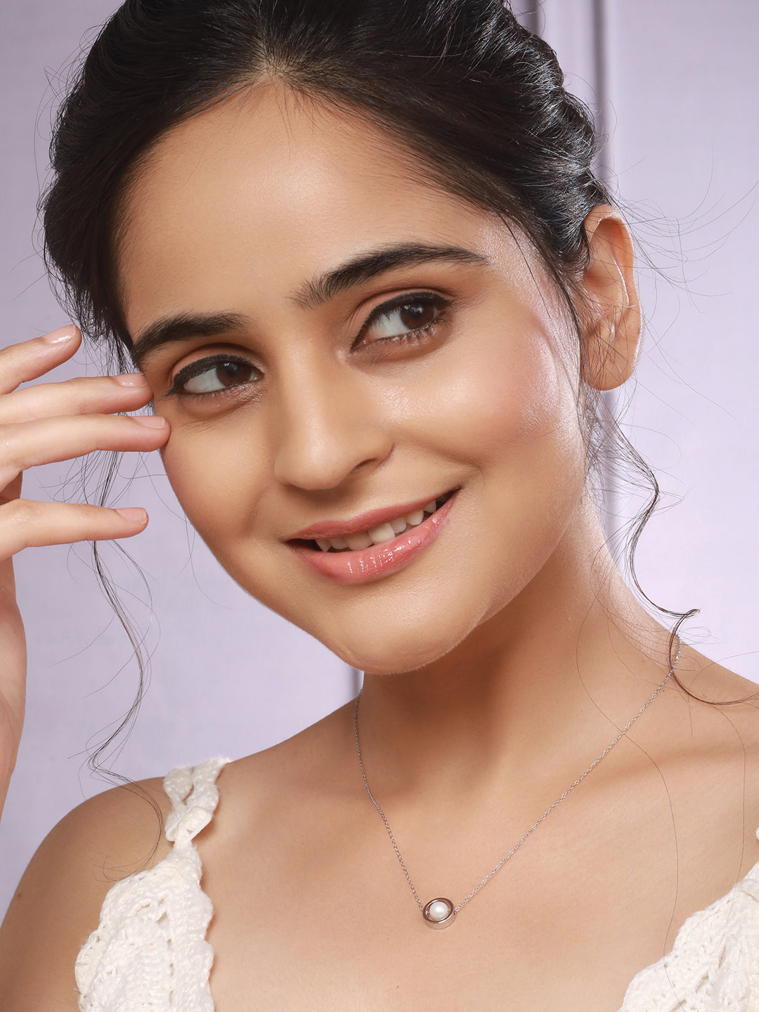 Anti-Tarnish Rhodium Plated Minimal Orbital Pearl Necklace & Chain