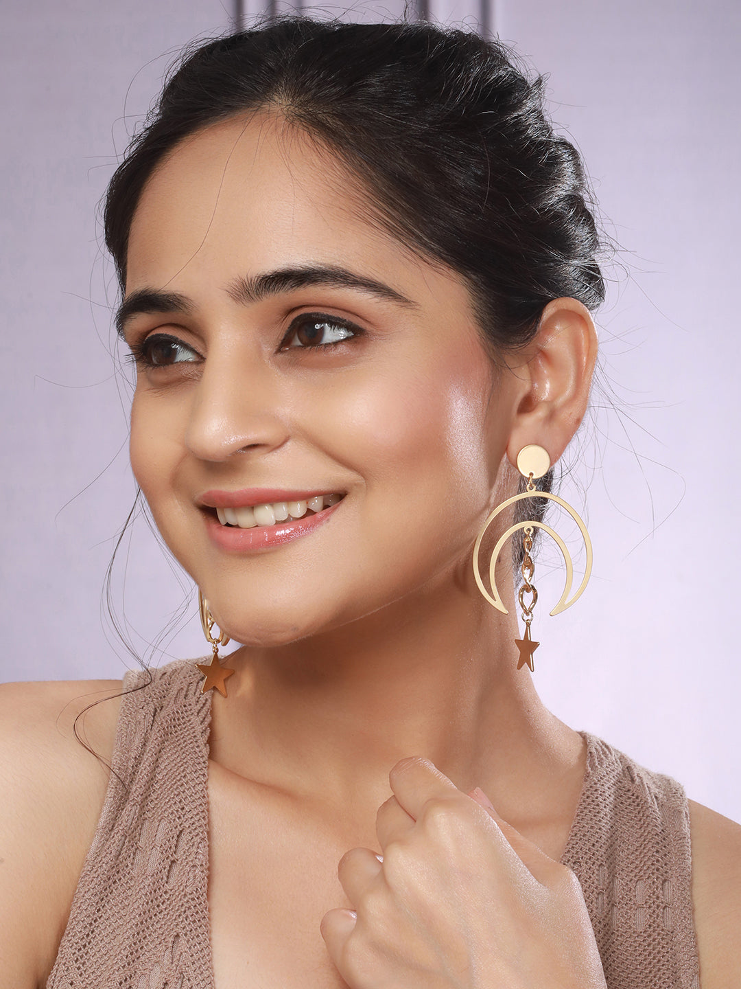 Anti-Tarnish Matt Gold Toned Chandelier Star Delicate drop earrings