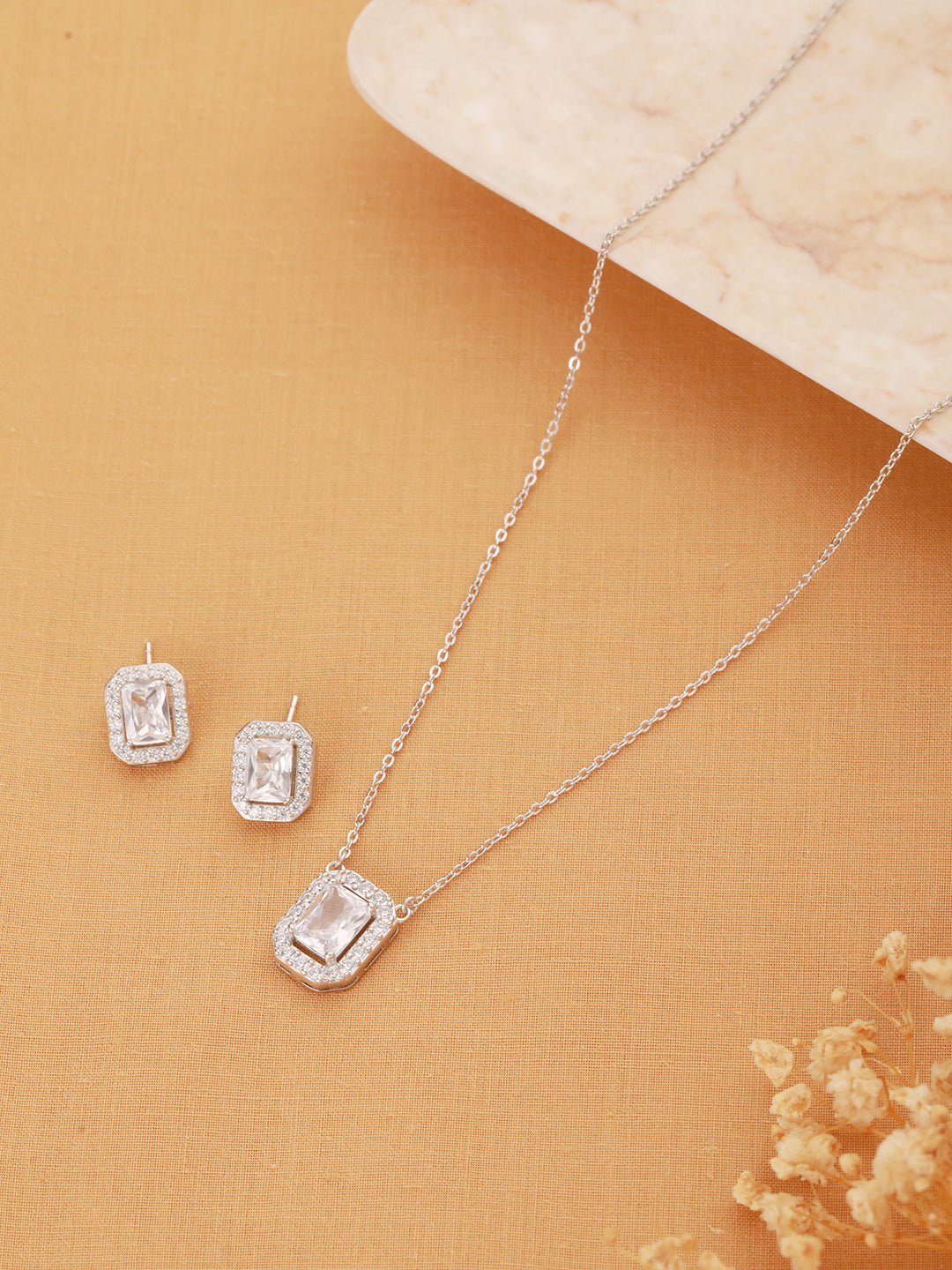 925 Sterling Silver Cz Studded Geometric Halo Solitaire Pendant Jewellery Set