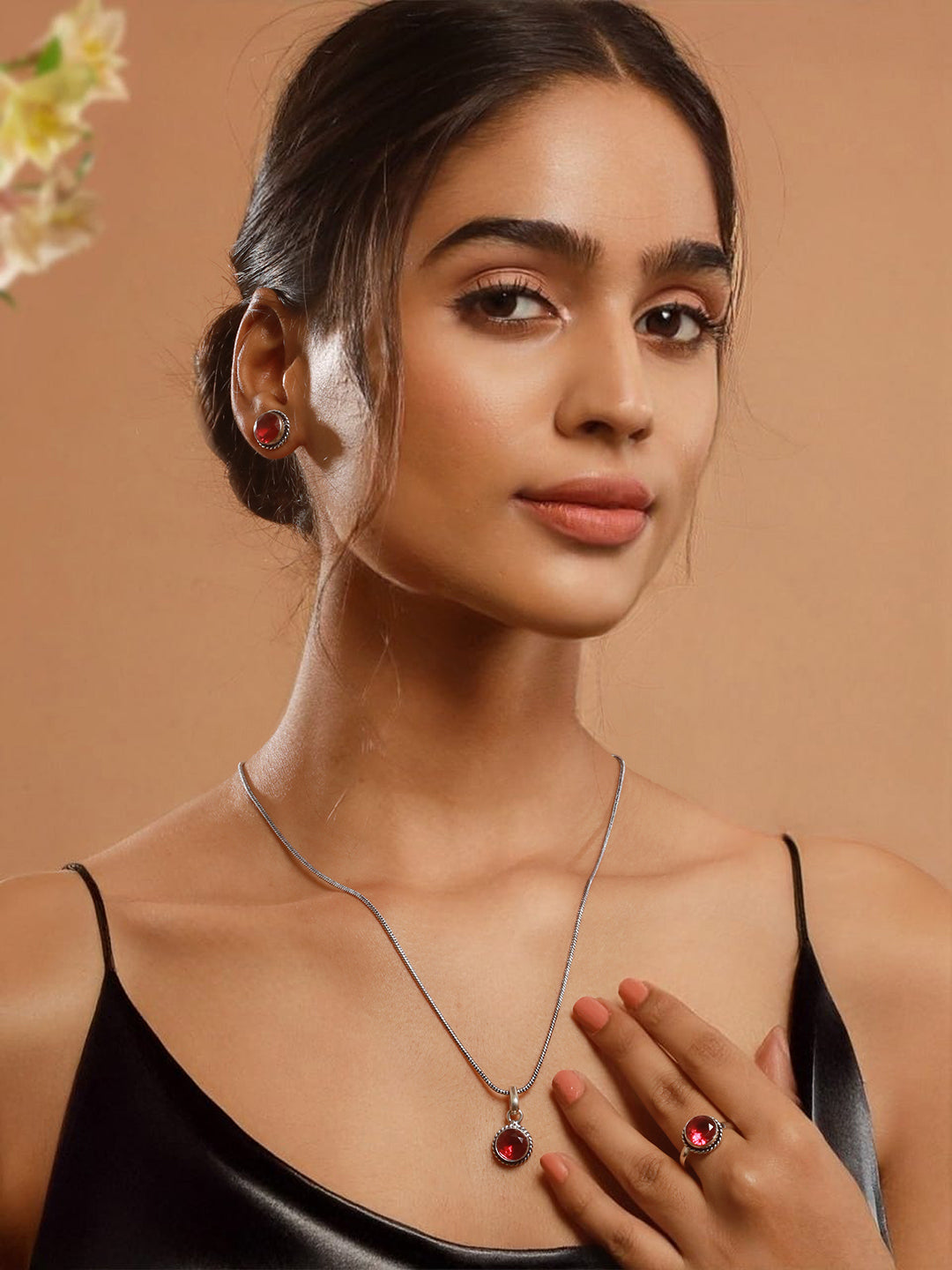 Silver Oxidies red stons studed minimal locket jewellery set