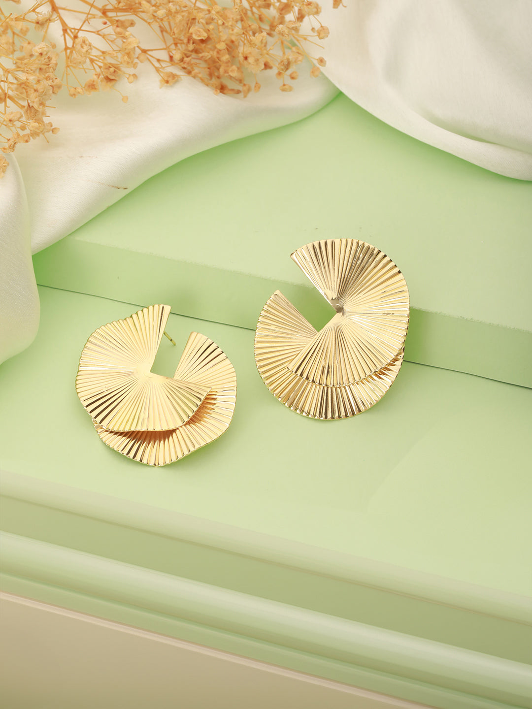 Anti-Tarnish Gold Plated Fan Shaped Disc Studds Earrings