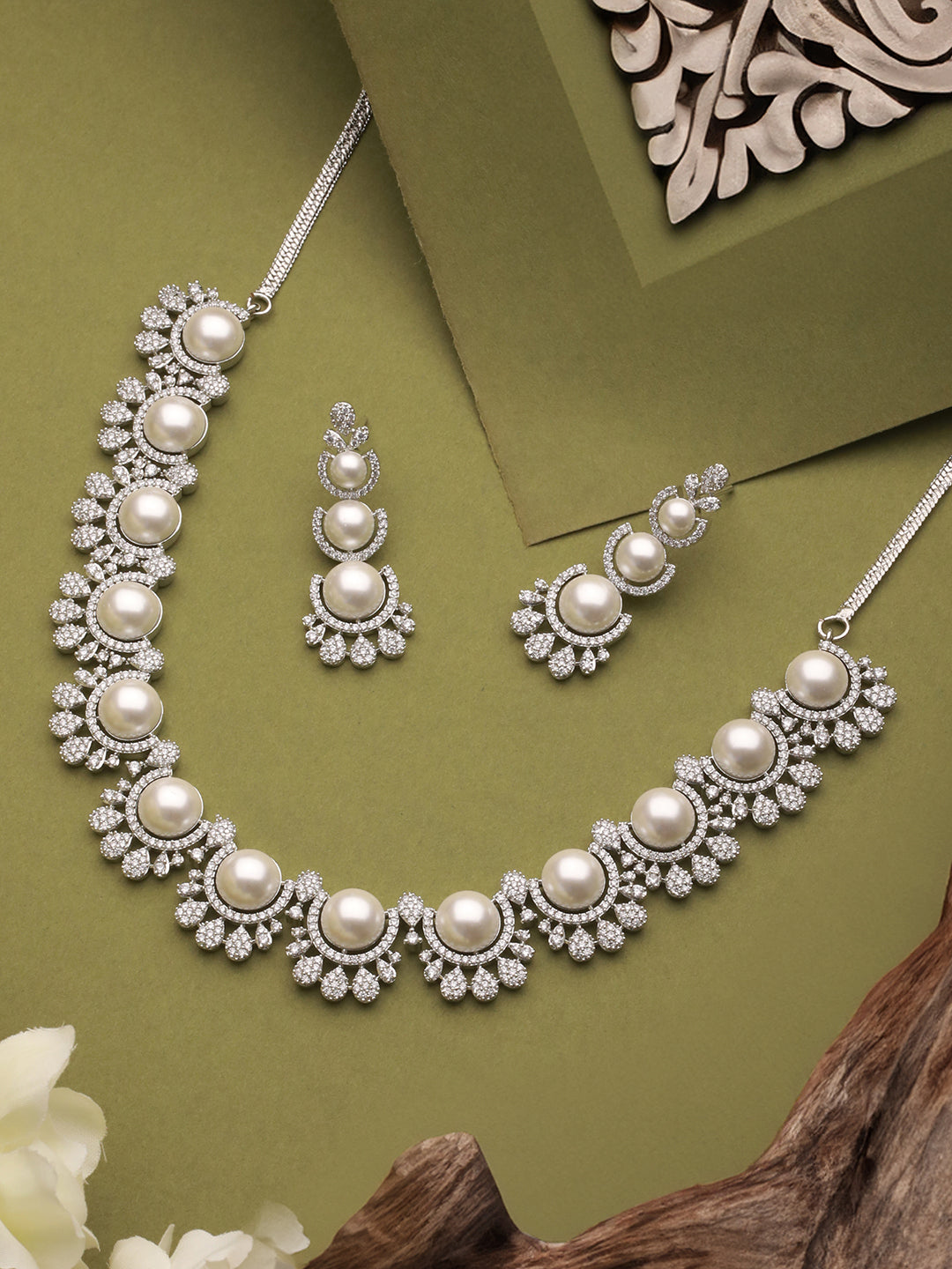 Silver Toned AD & Pearl Studded Floral Statement Necklace Jewellery Set