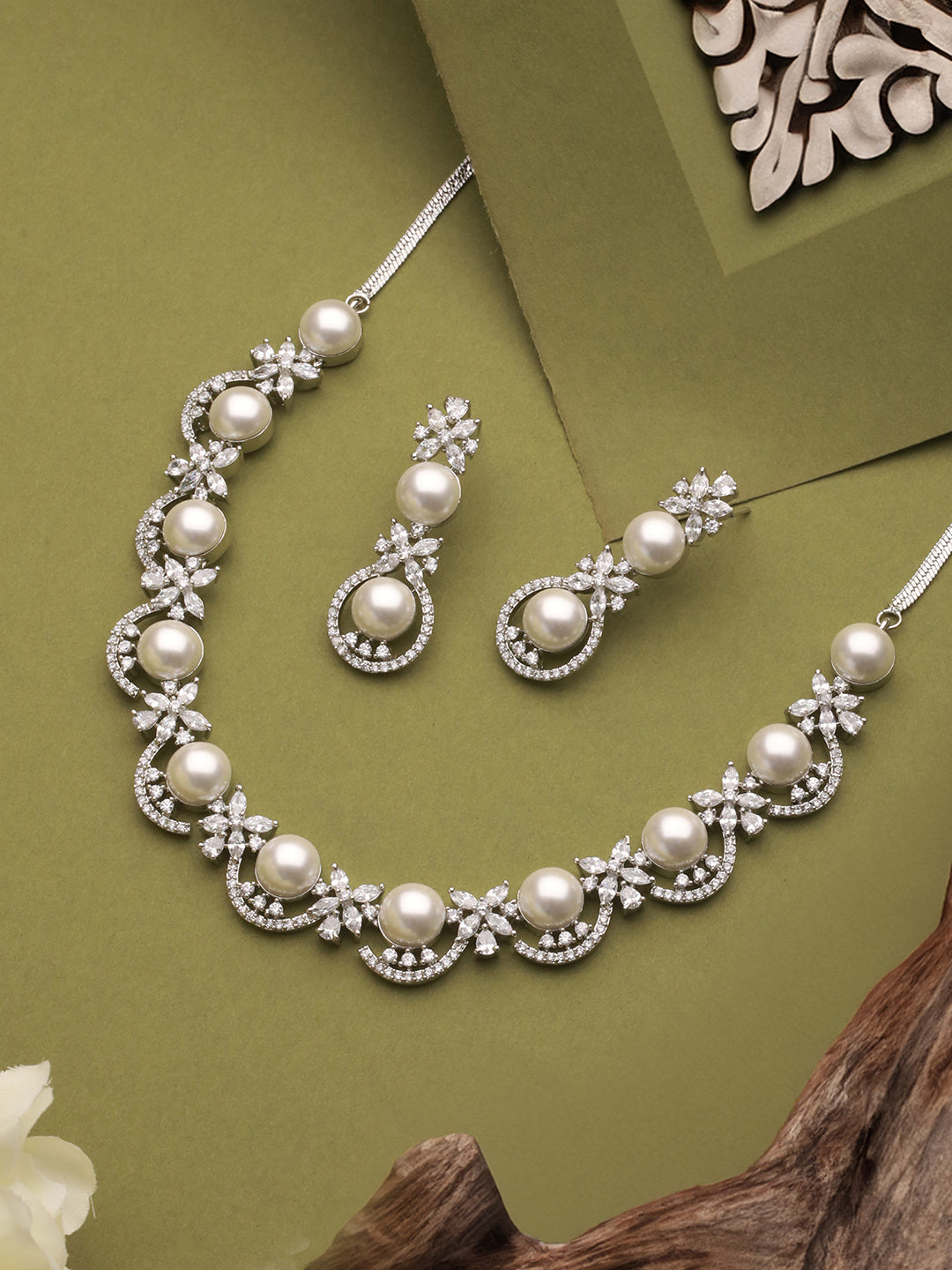 Silver Toned AD & Pearl Beaded Statement Necklace Jewellery Set