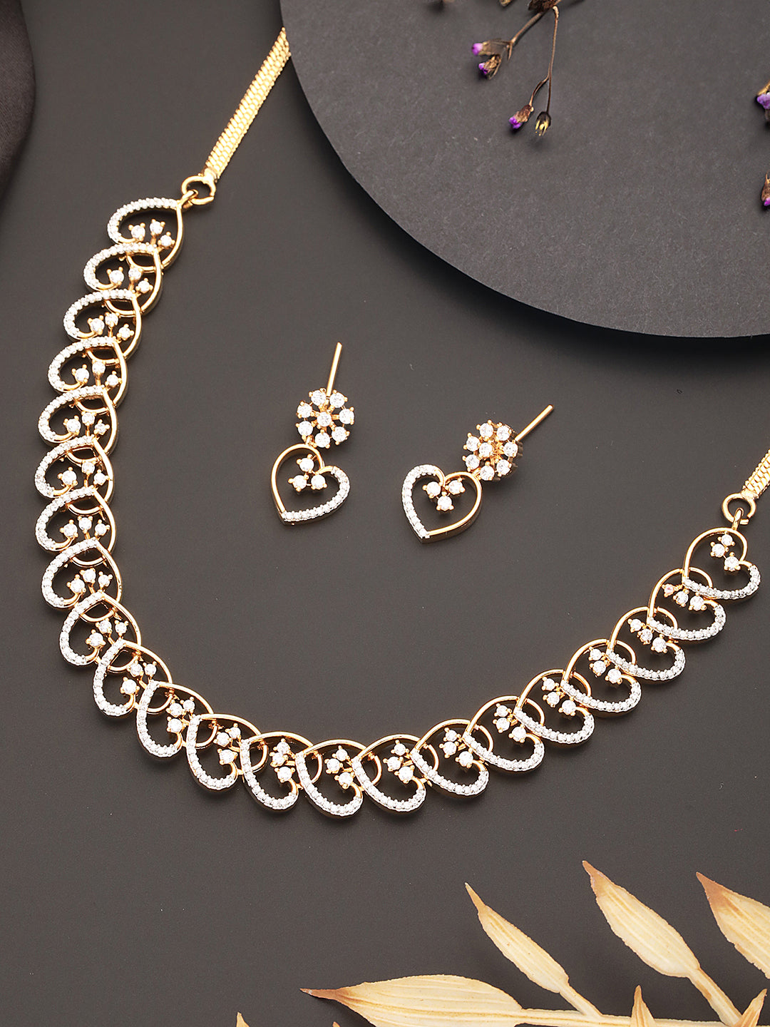 18k Gold Toned AD Studded Floral Heart Shaped Minimal Necklace Jewellery Set