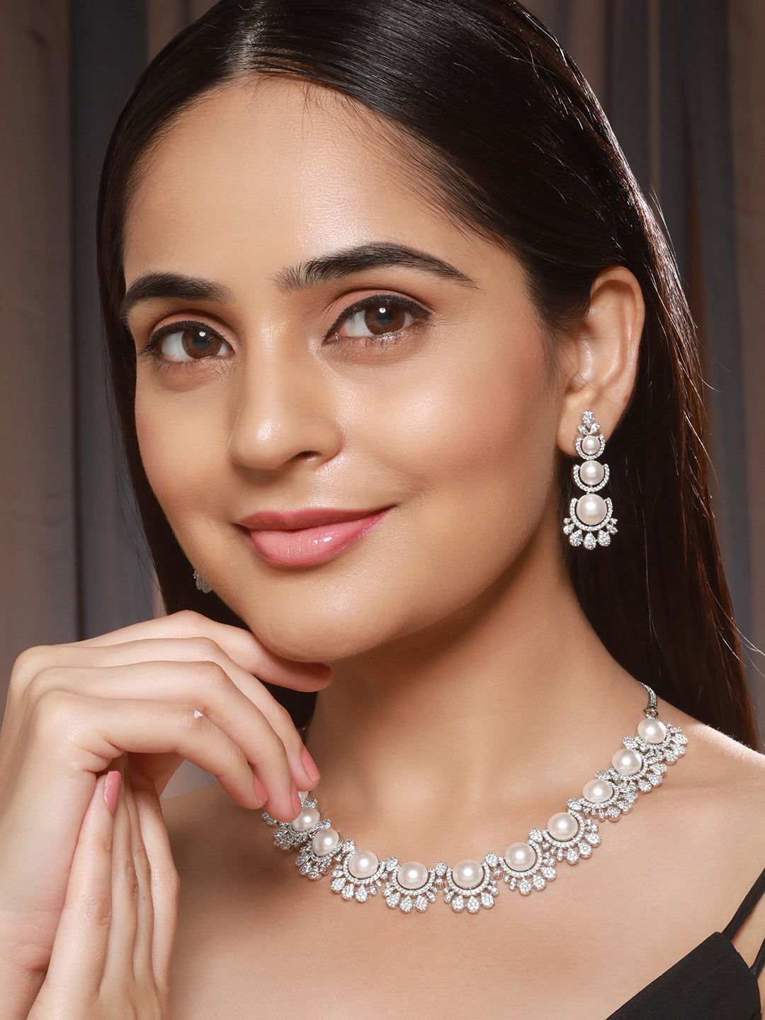 Silver Toned AD & Pearl Studded Floral Statement Necklace Jewellery Set