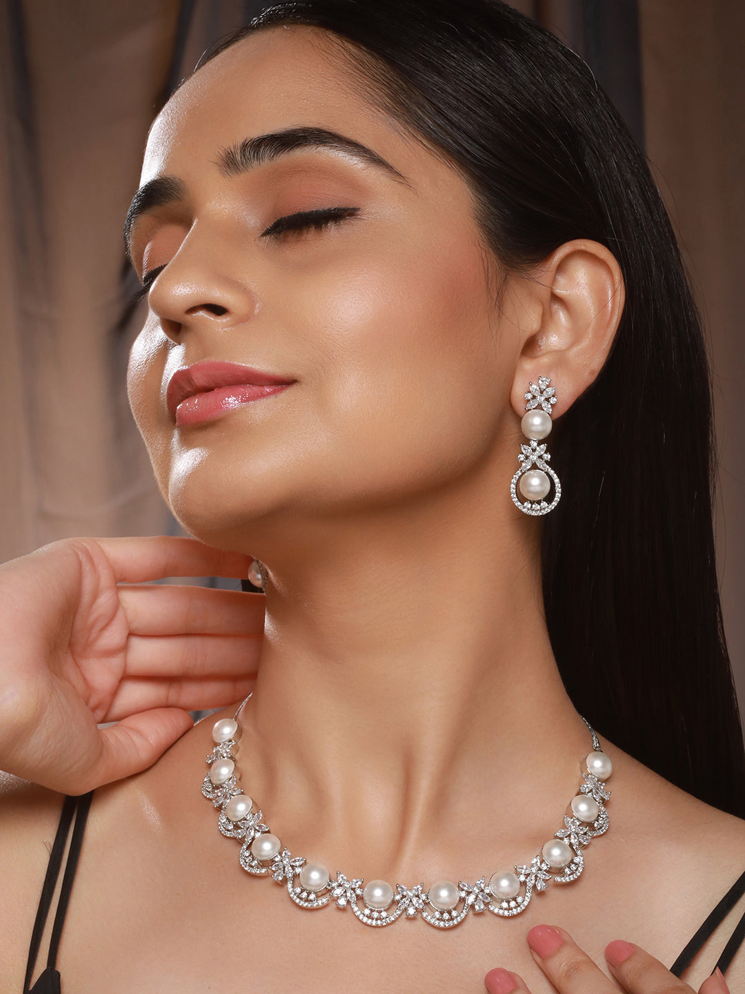 Silver Toned AD & Pearl Beaded Statement Necklace Jewellery Set