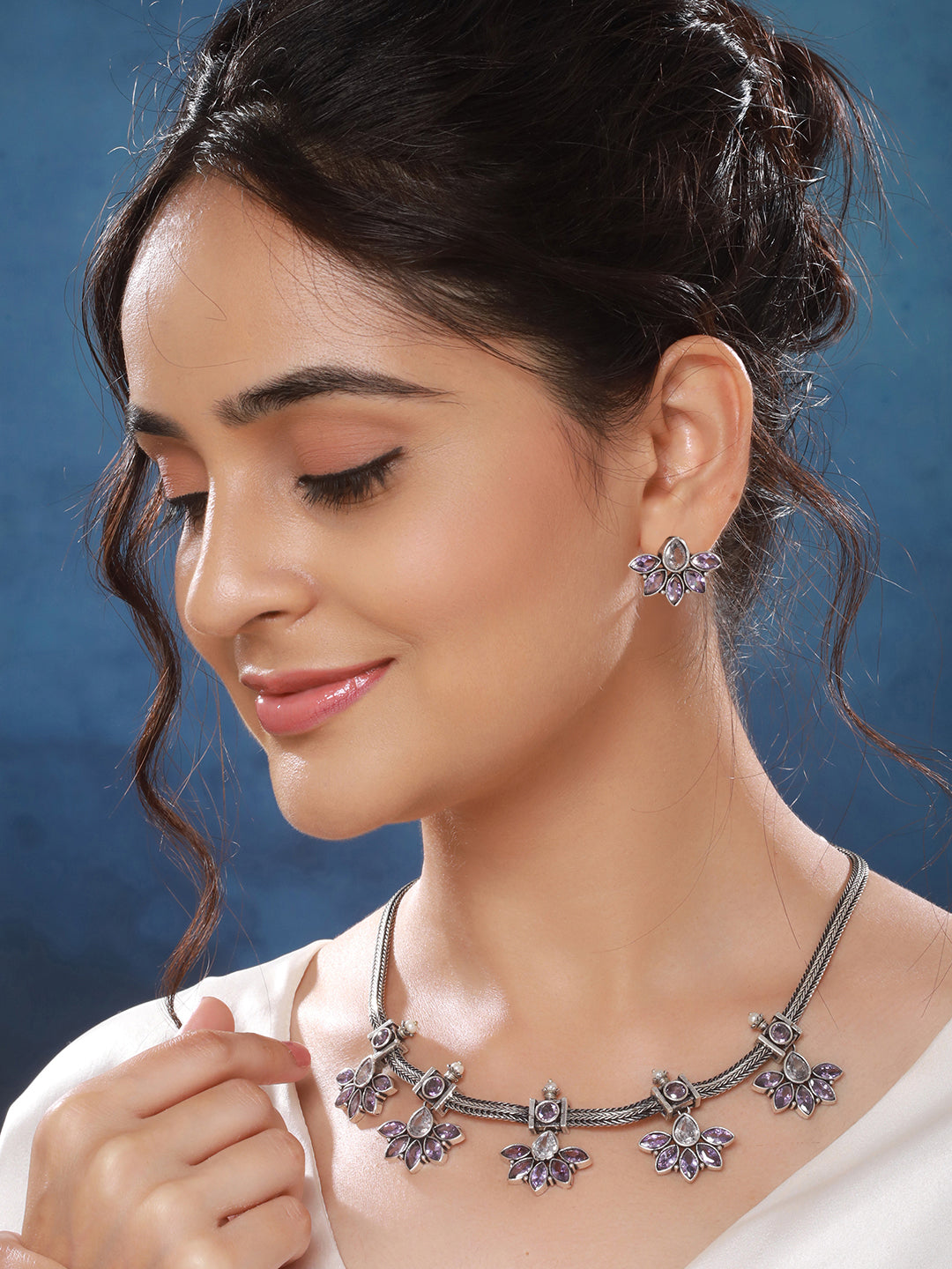 Silver Oxidised Finish Stone Studded Flower Motif Collar Necklace Jewellery Set