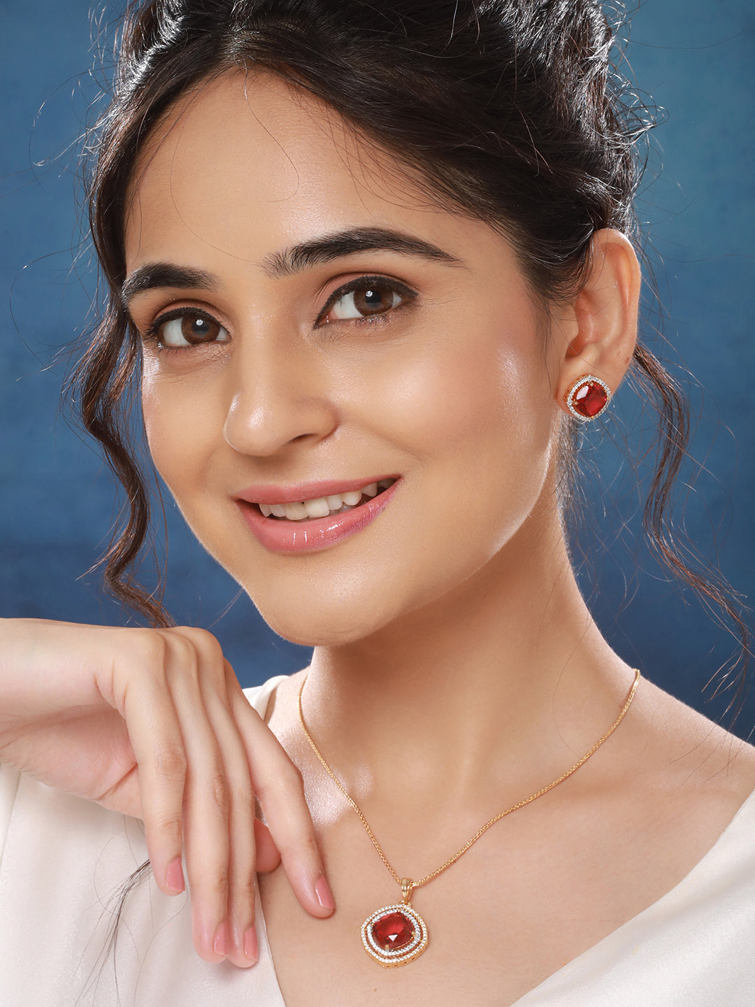 Gold Toned Ruby Red AD Studded Square Pendant Jewellery Set