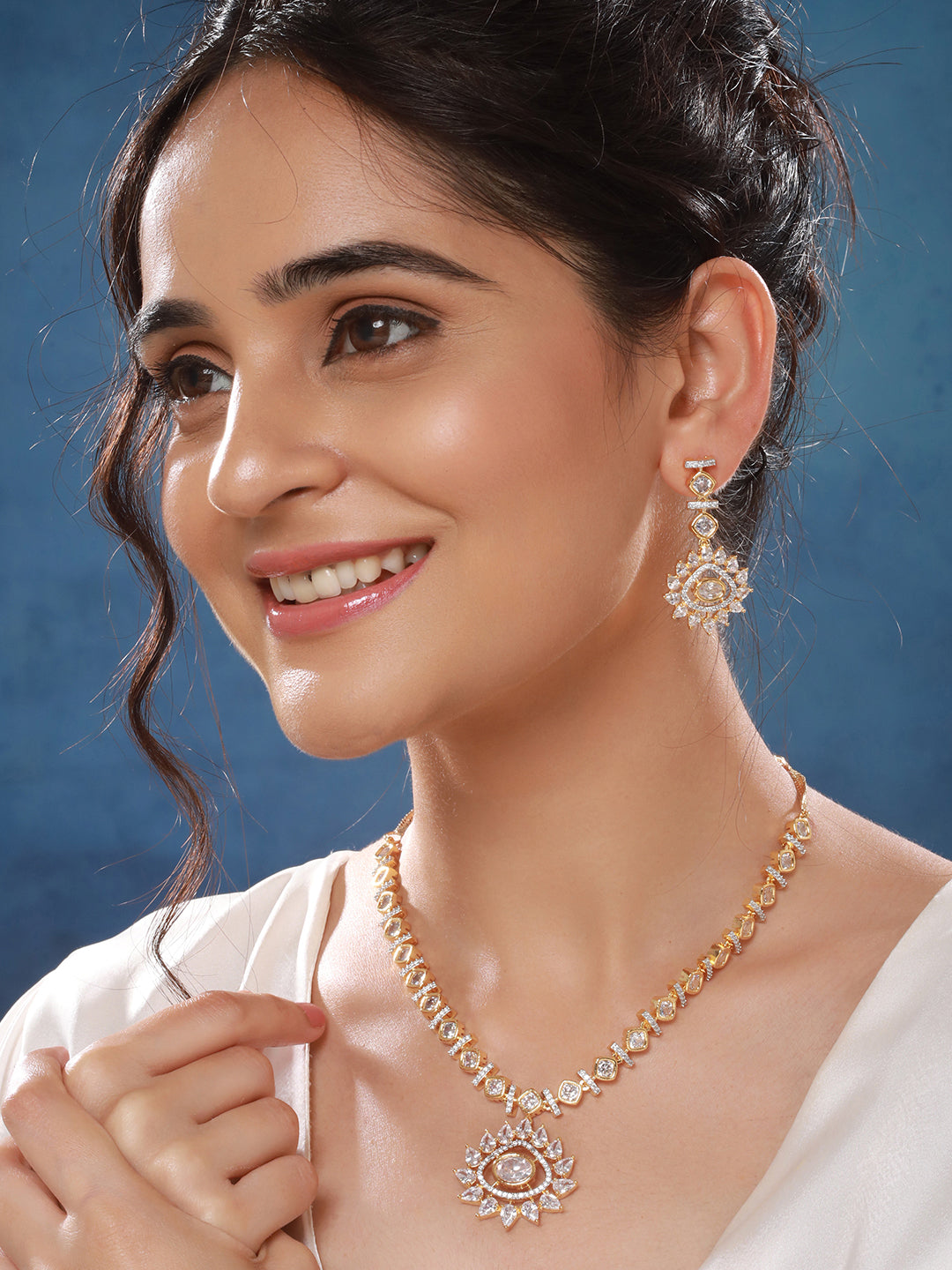 Gold Toned AD Studded Star Shaped Minimal Jewellery Set