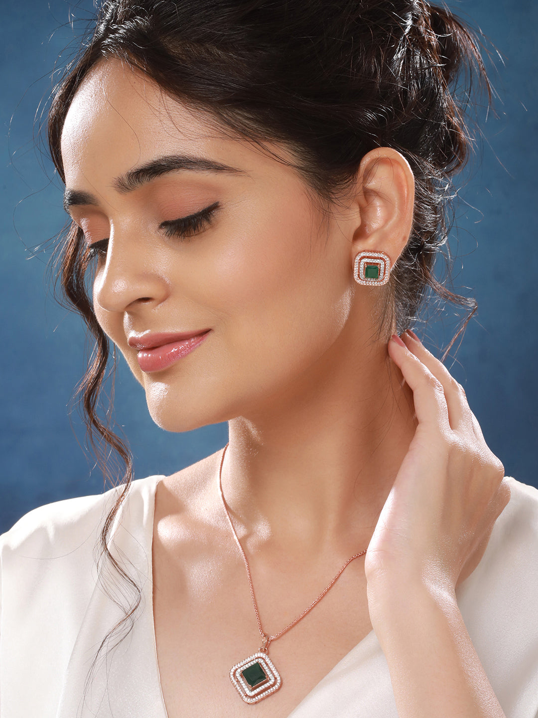 Rose Gold Plated Emerald Green AD Studded Square Pendant Jewellery Set