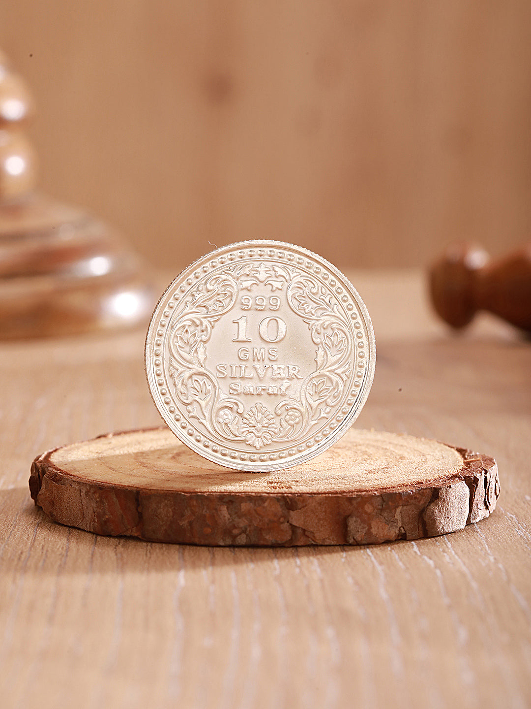 Silver toned 10 gram 999 Round Silver Coin