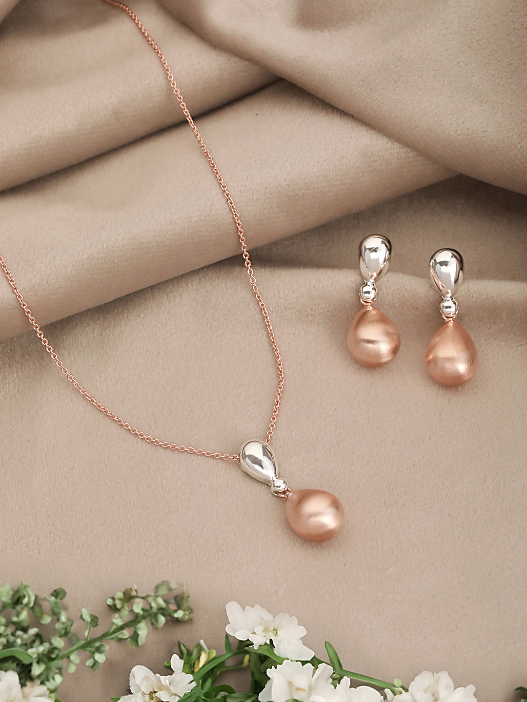 Anti-Tarnish Dual Plated Water Drop Shaped Minimal Trendy Pendant Jewellery Set