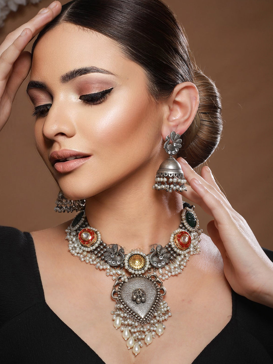 Silver Toned Oxidised Pearl Beaded Fusion Choker Jewellery Set