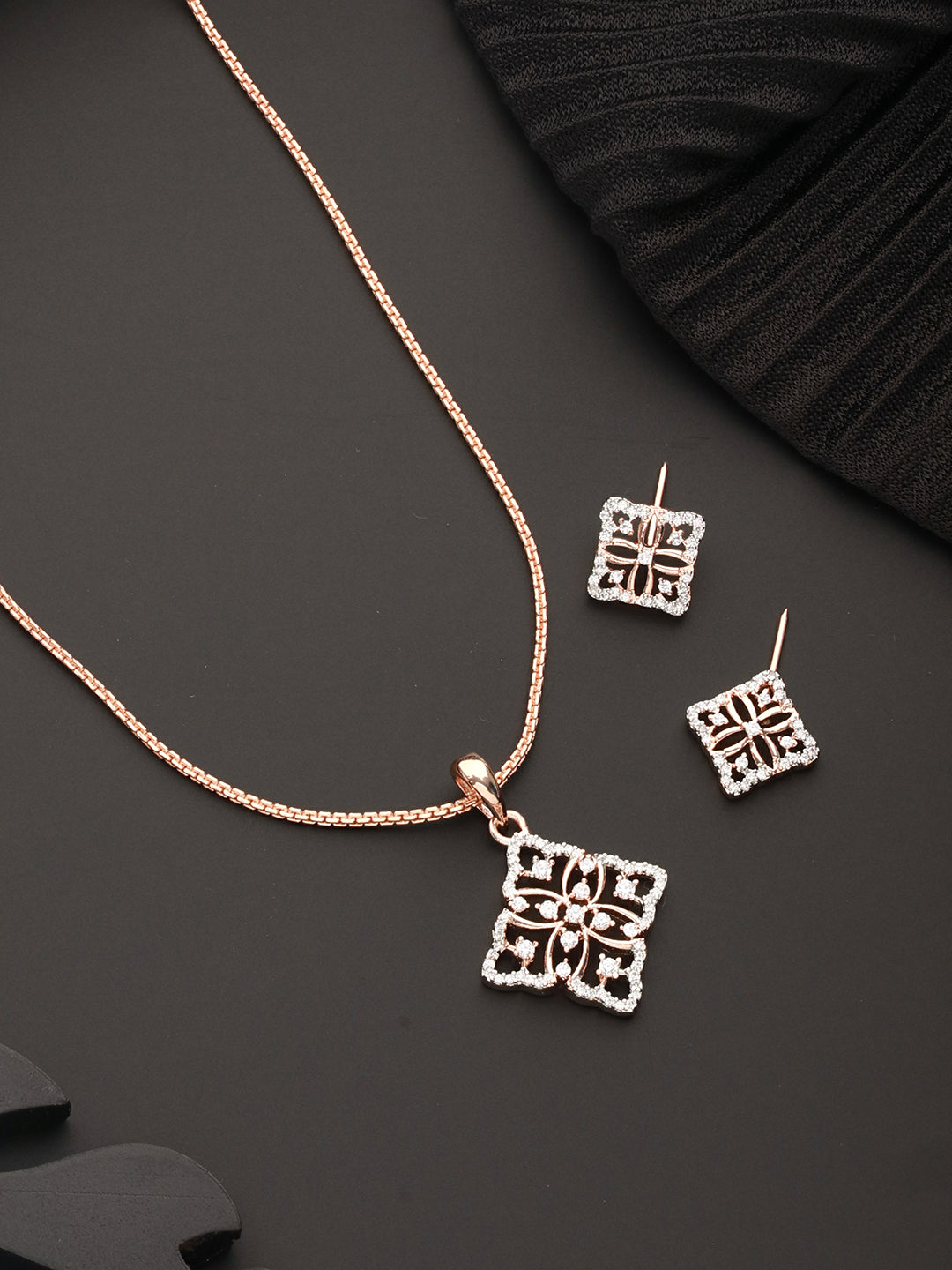 Rose Gold Plated Ad Minimal Officewear Delicate  Pendant Jewellery set