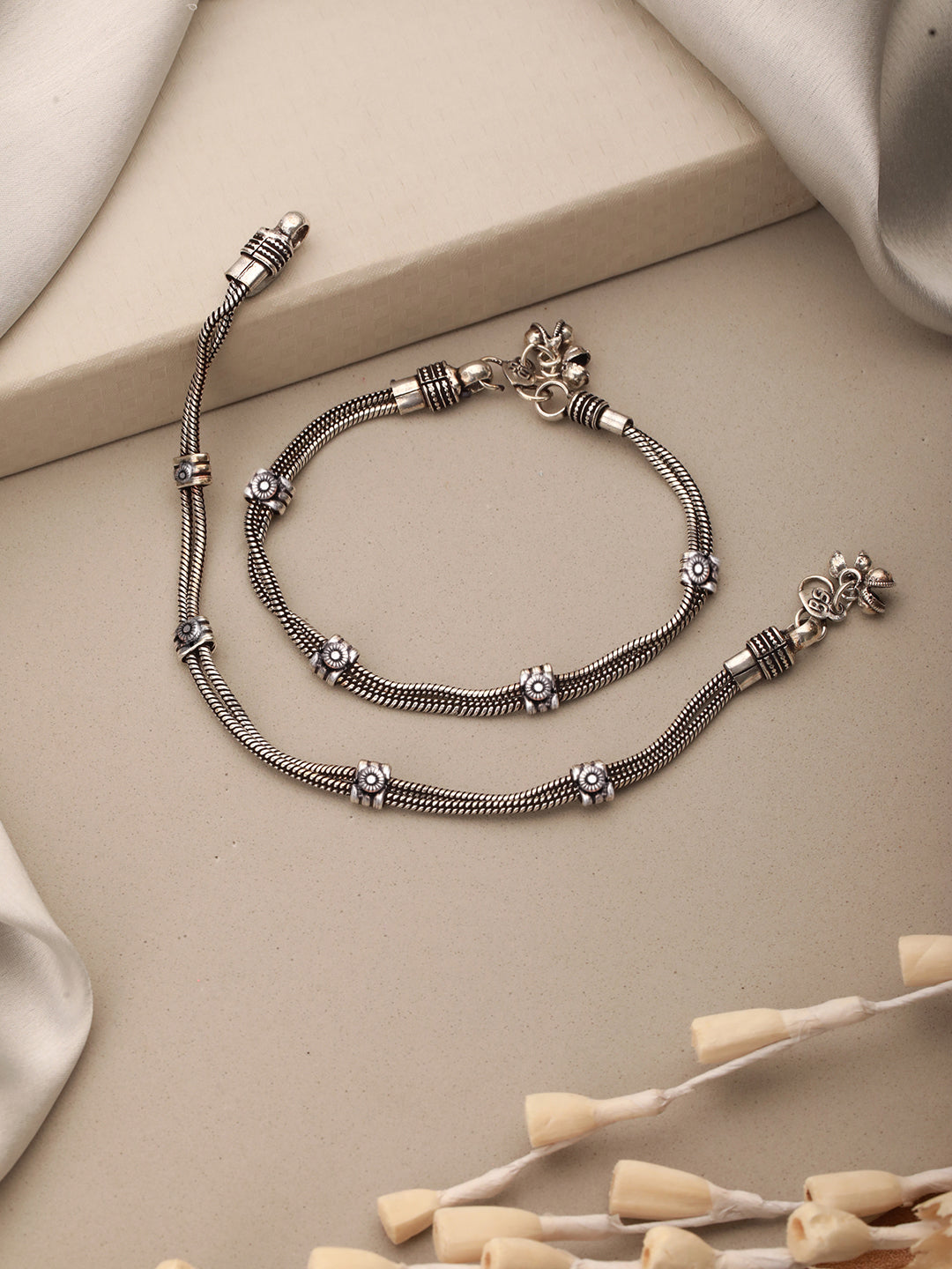 Set of 2 Oxidised  Silver Lookalike Minimal Dailywear Anklet Payal
