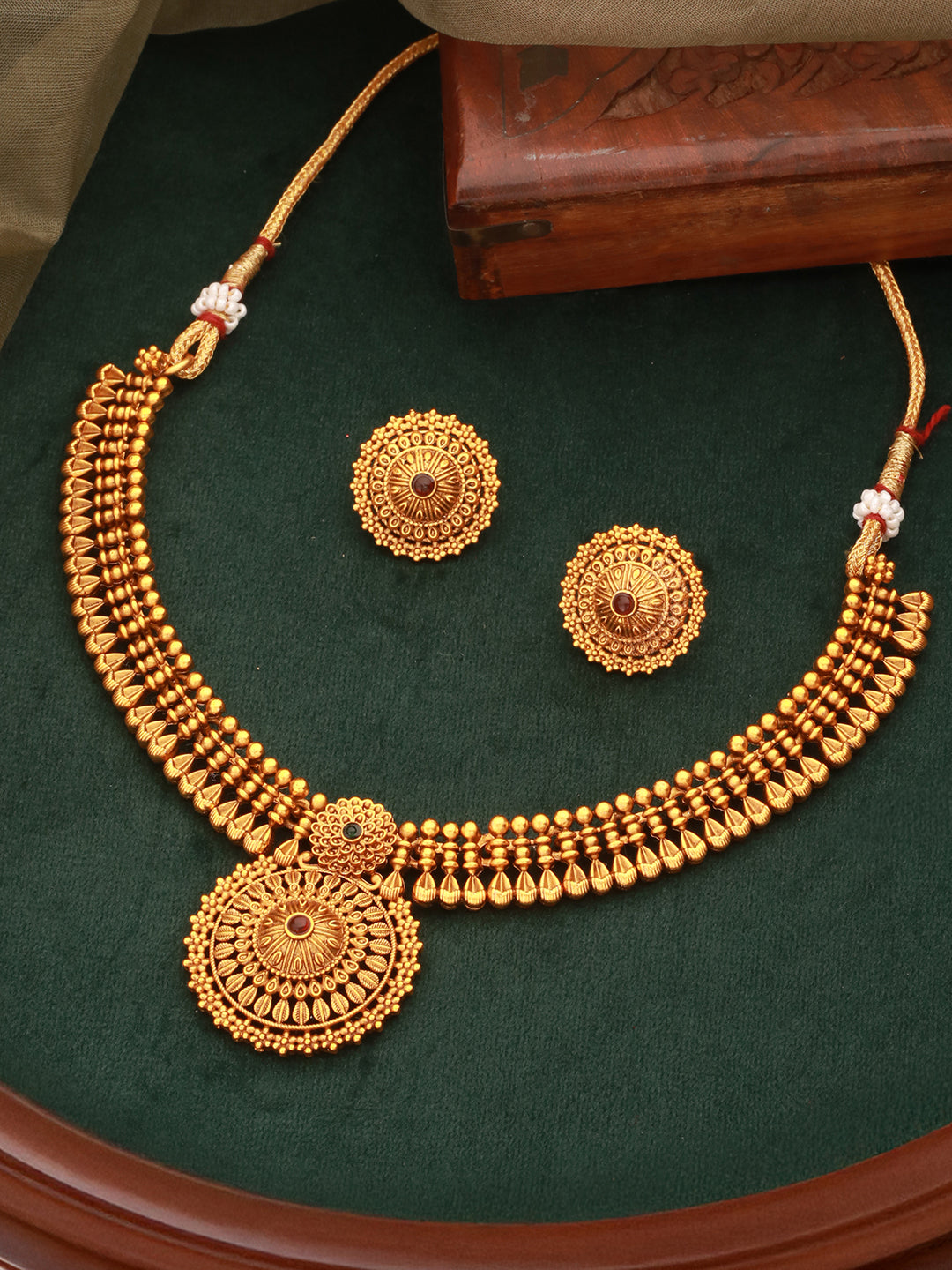 Antique Gold Plated Intricate Temple Floral Pendant Jewellery Set