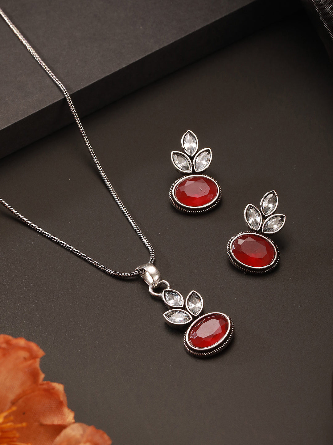 Oxidised Silver Toned Ruby Red  & White Stone Studded Floral Minimal Pendant Chain Jewellery Set