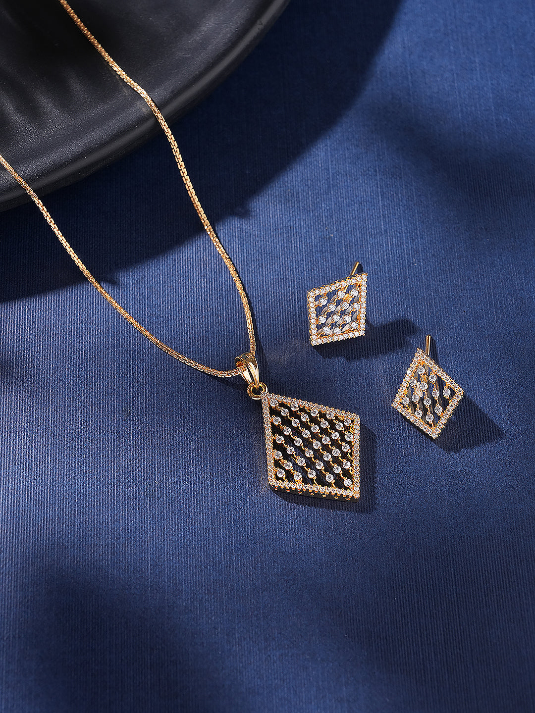 Gold Toned White AD Zircon Geometric Delicate Pendant Jewellery Set