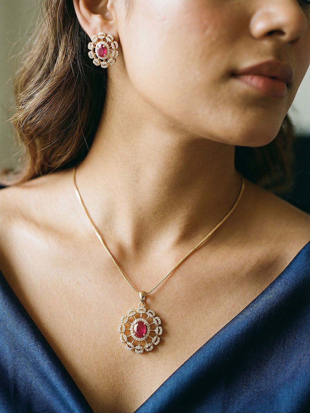 Gold Toned Red Zircon Studded Floral Minimal Drop Pendant Jewellery Set