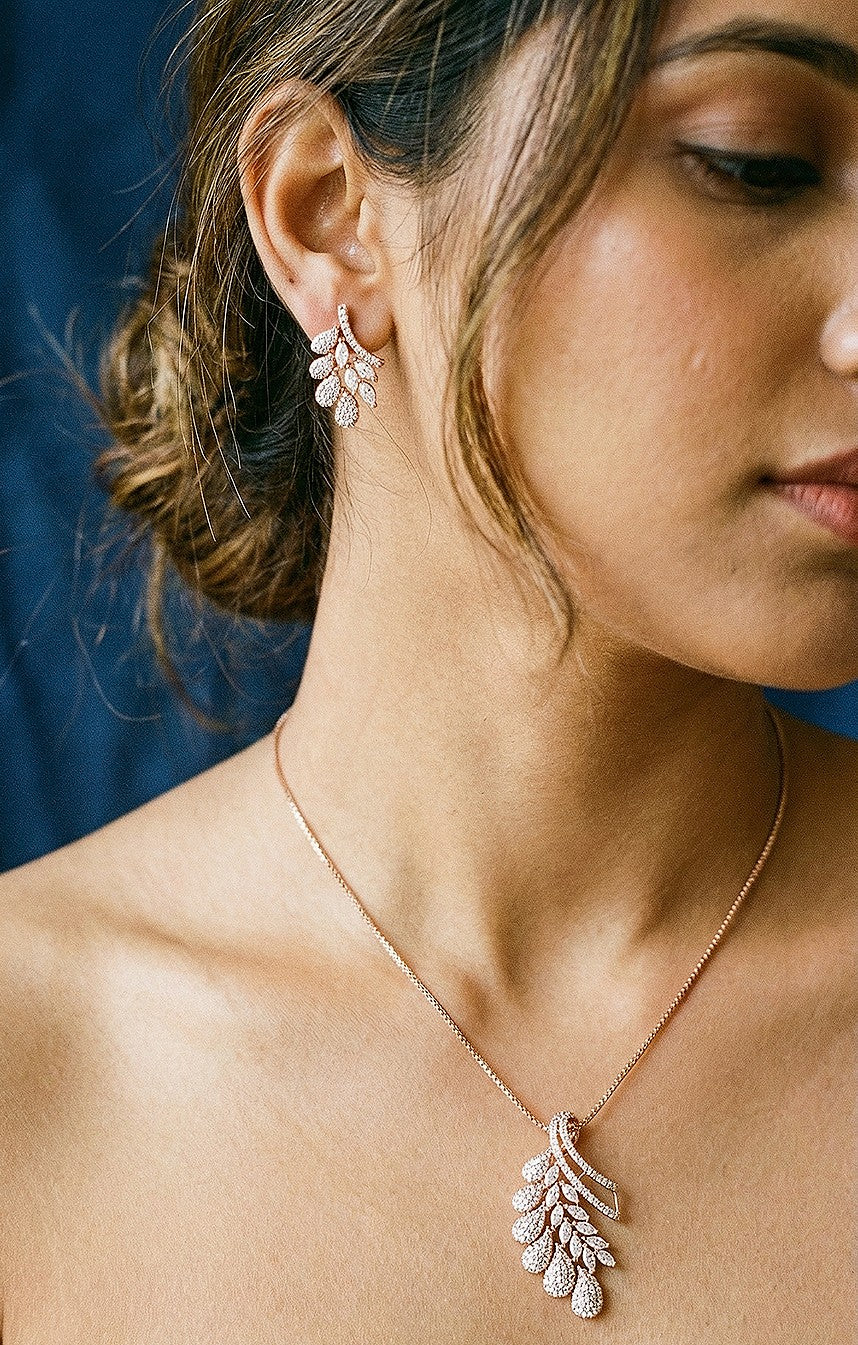 Rose Toned White Zircon Studded Leaf Motif Minimal Pendant Jewellery Set