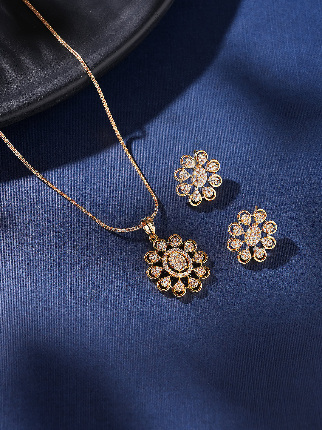Gold Plated White Zircon Studded Floral Minial Drop Pendant Jewellery Set