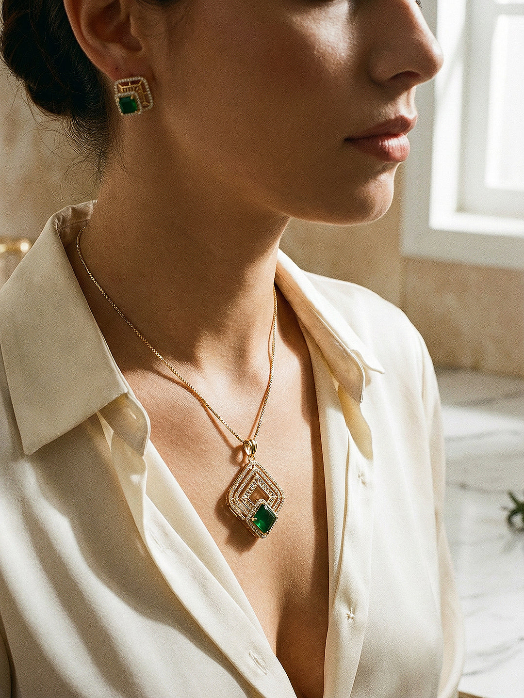 Gold Plated Emerald Green AD Minimal Desiigner pendant Jewellery Set