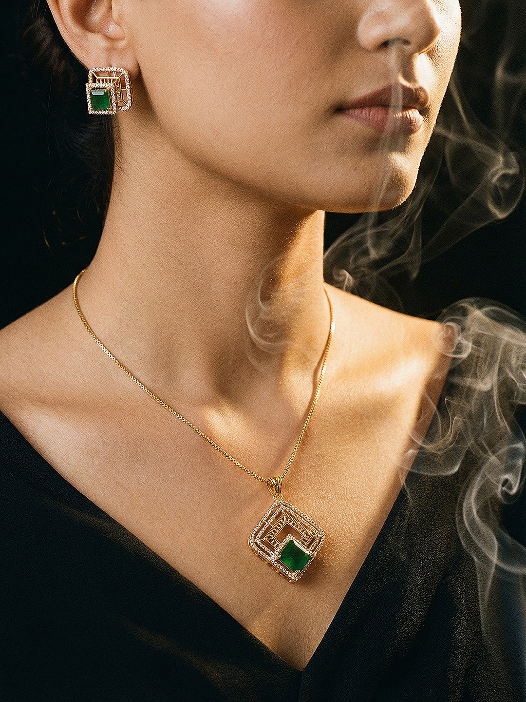 Gold Plated Emerald Green AD Minimal Desiigner pendant Jewellery Set