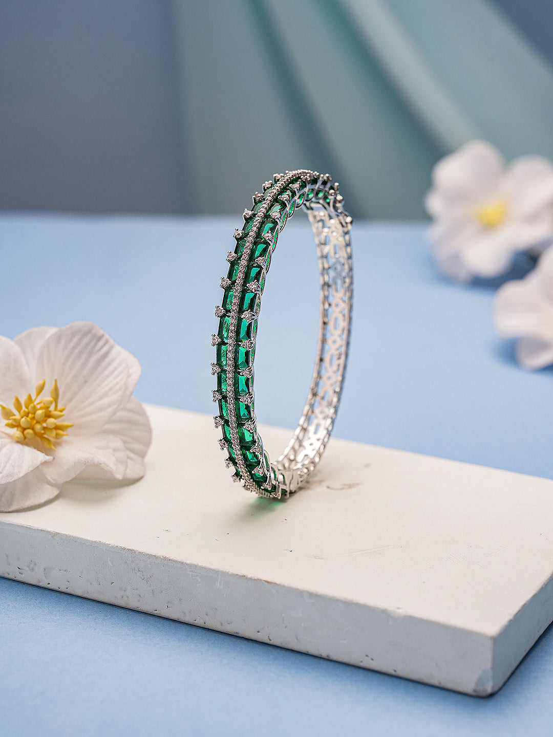 Silver Plated Emeral Green AD Zircon Statement Minimal Bridal Bangle Bracelet