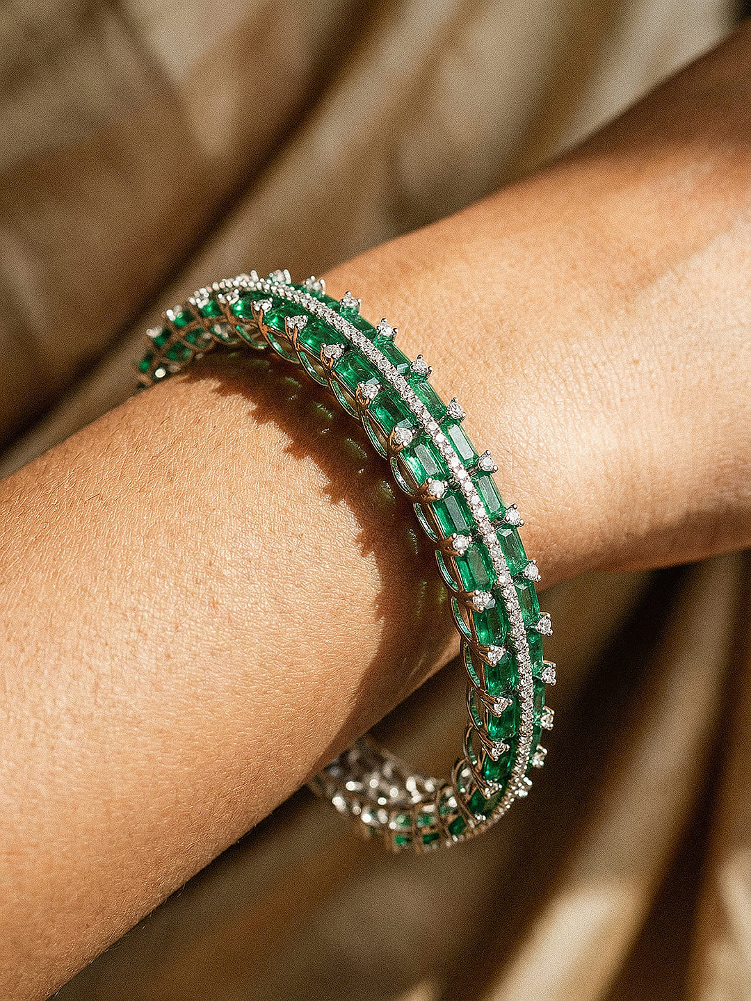 Silver Plated Emeral Green AD Zircon Statement Minimal Bridal Bangle Bracelet
