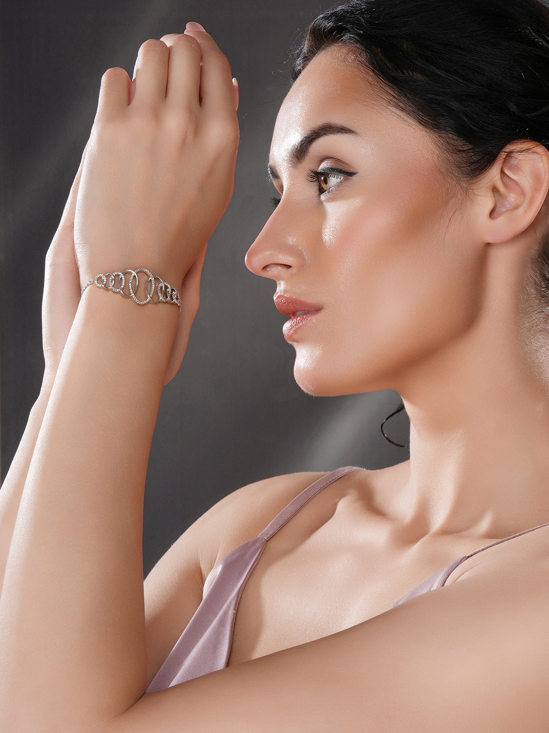 Rhodium Plated AD Studded Oval Link Adjustable Pull Chain Slider Bracelet