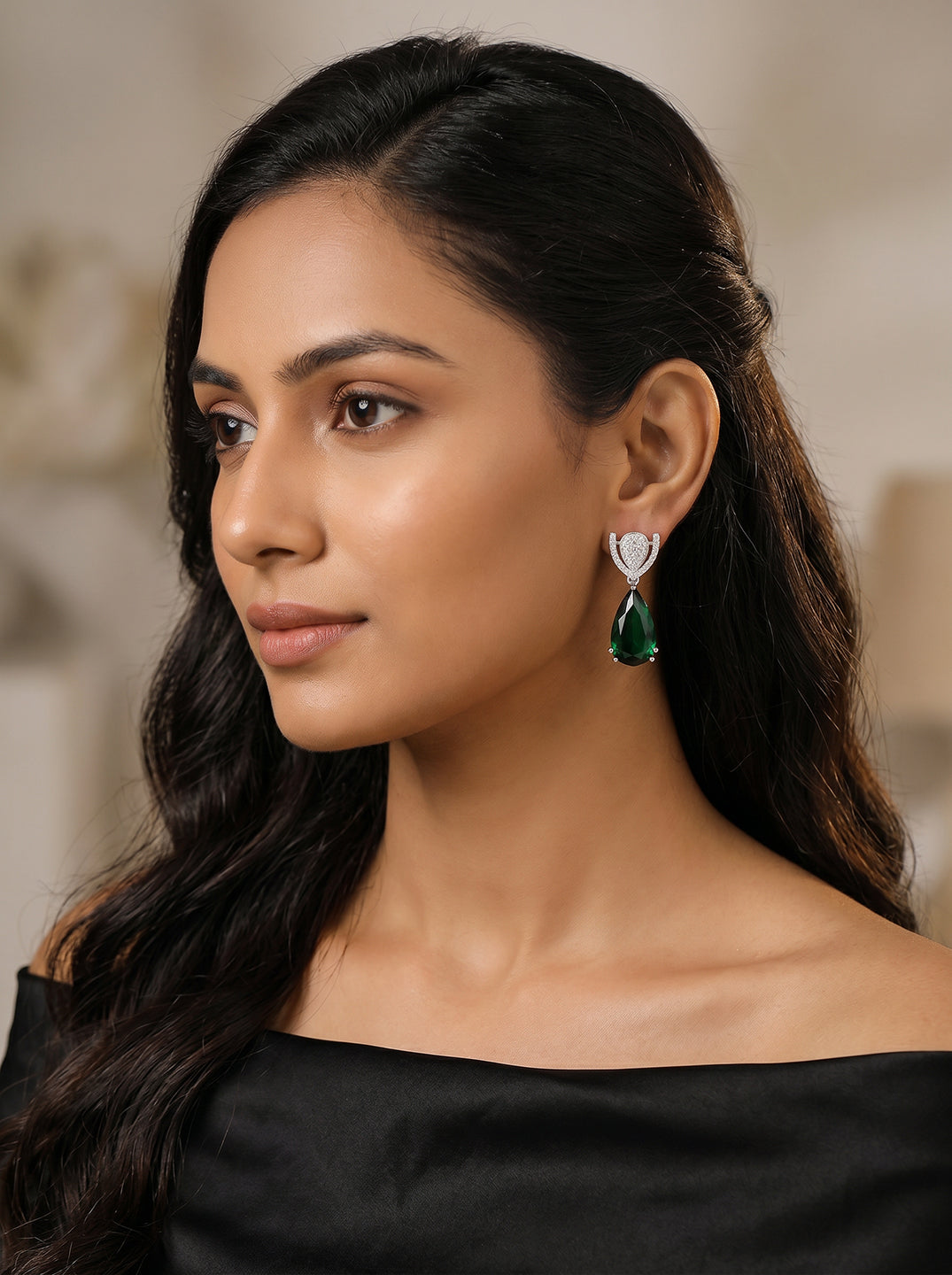 SJER3026 worn by model