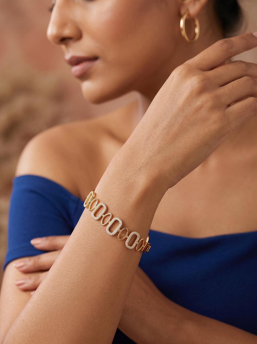 SJBR3032 worn by model