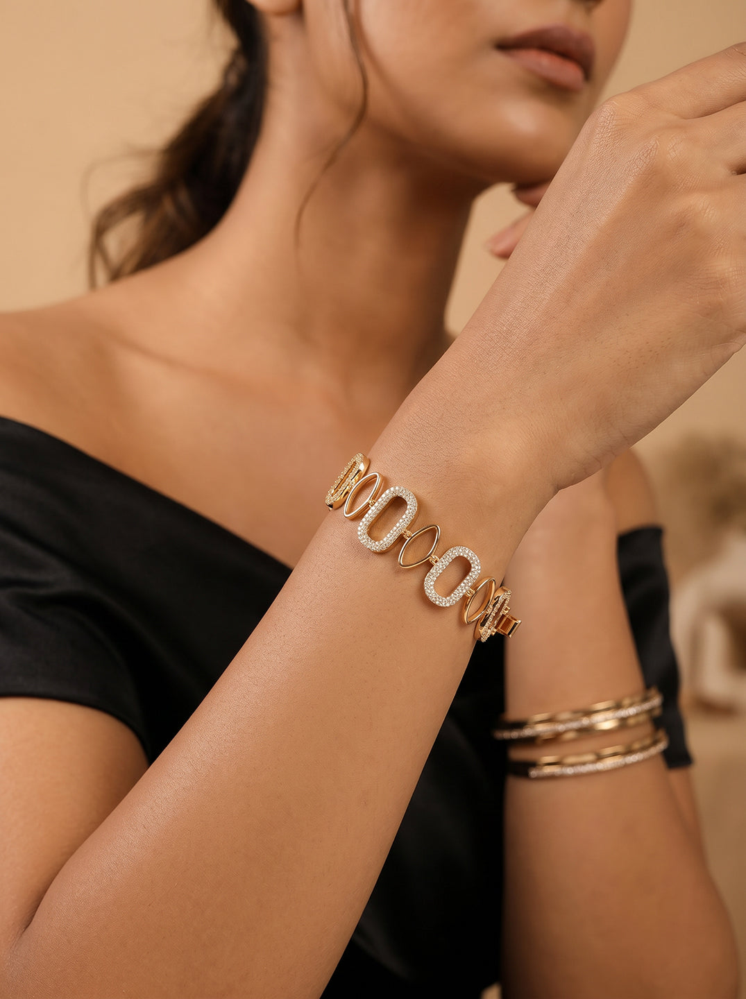 SJBR3032 worn by model