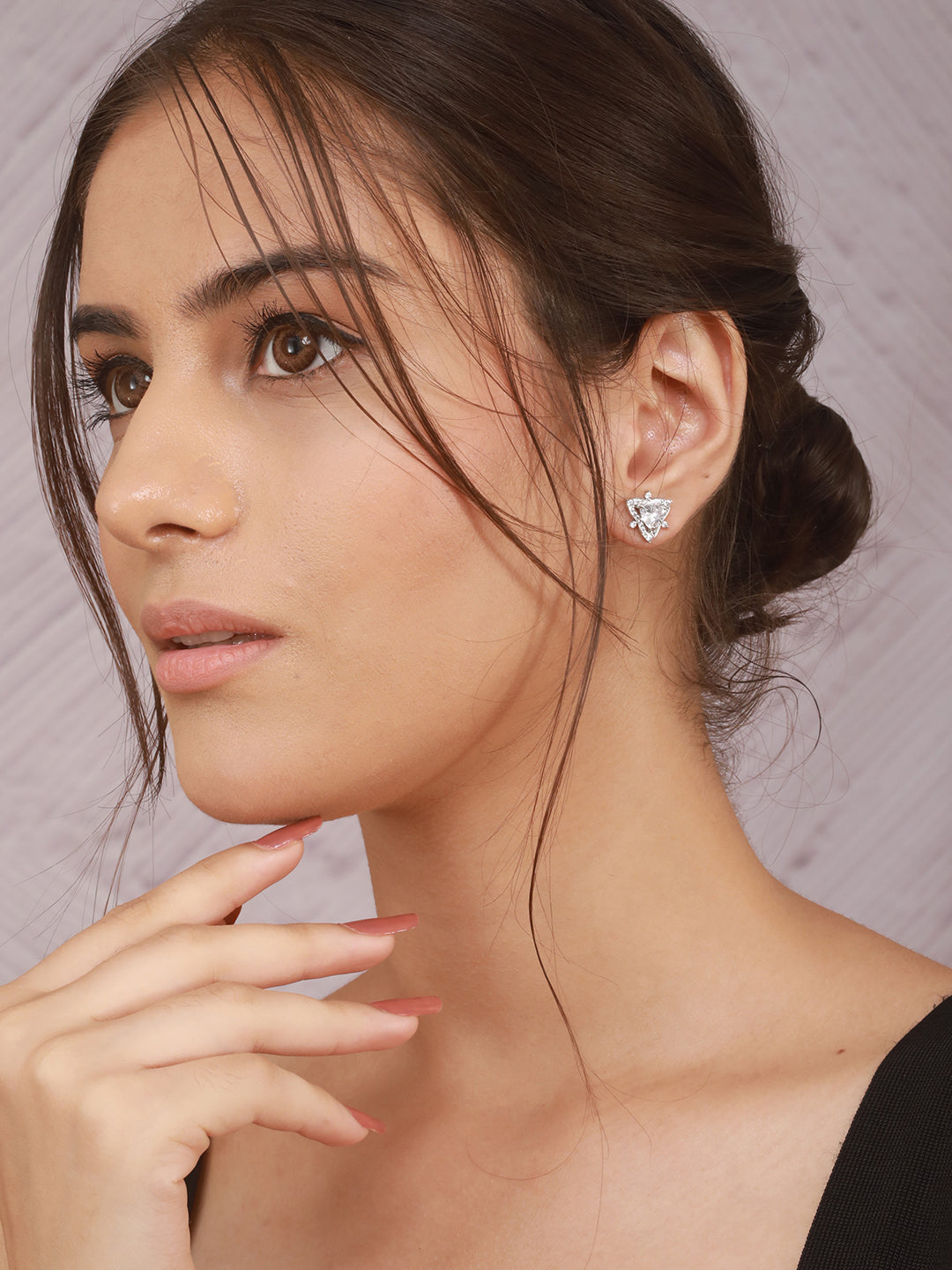 925 Sterling Silver Triangular Leafy Studs Earrings