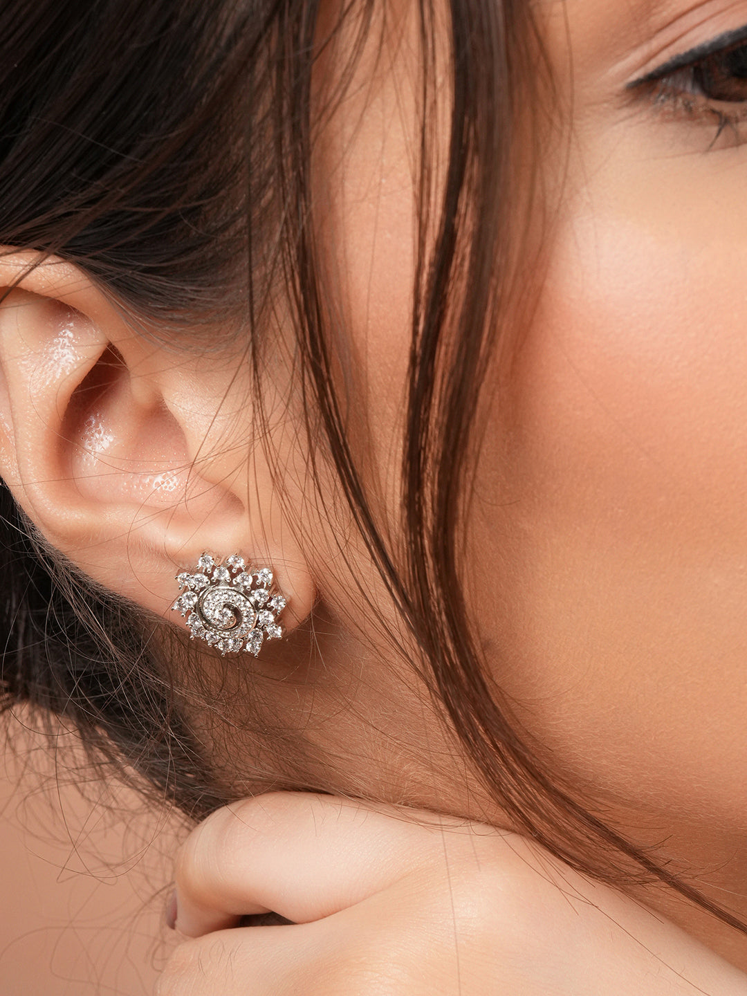 925 Sterling Silver Cubic Zirconia Flora Circle  Studds Earrings