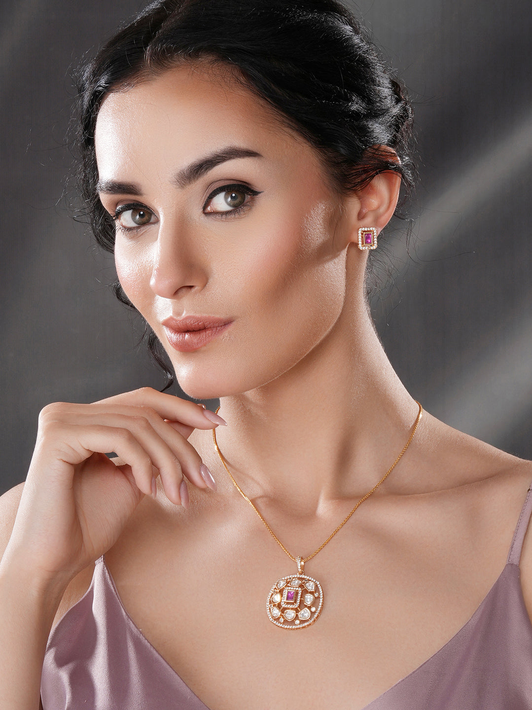 Gold Plated Ruby Red Kundan Studded Designer Locket Pendant Jewellery Set