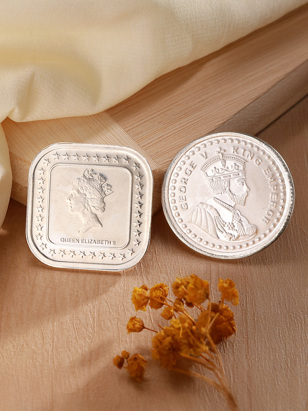 Square Empress & Round Queen Victoria each 10 gram 999  Silver Coin