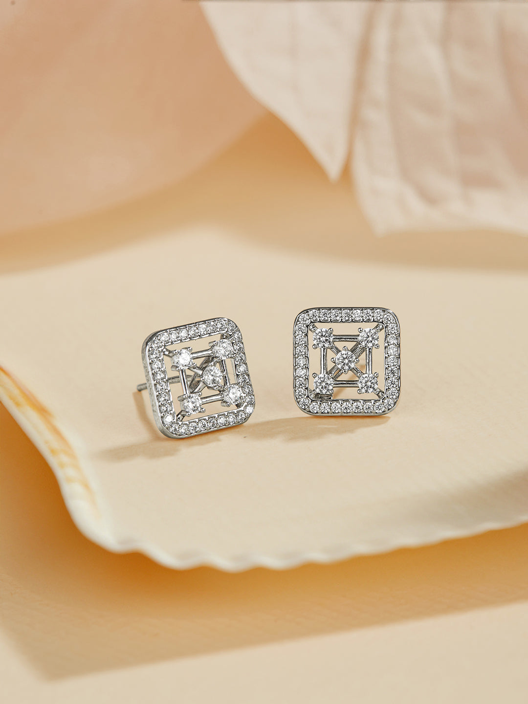 925 Sterling Silver Rhodium Plated Geometric Square Floret Studds Earrings