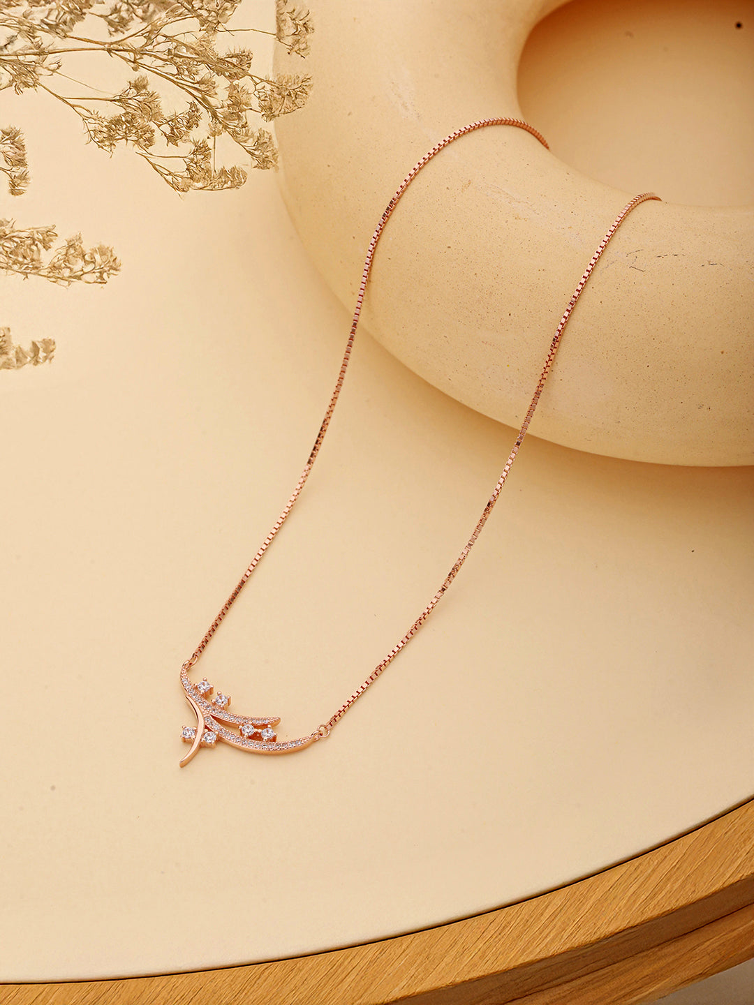 925 Sterling Silver CZ Studded Leafy Pendant Minimal Necklace & Chain