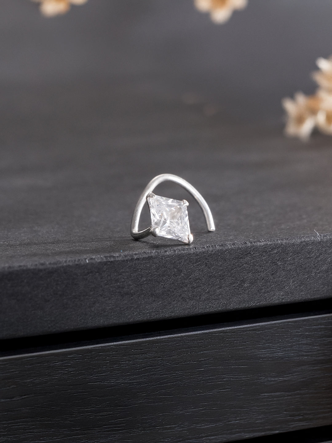 925 Sterling Silver Princess Cut AD  Square Solitaire Studd Nose Ring