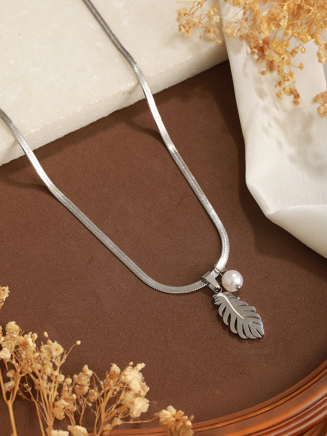 Anti-Tarnish Snake Chain Leaf & Pearl Minimal Pendant Necklace & Chain
