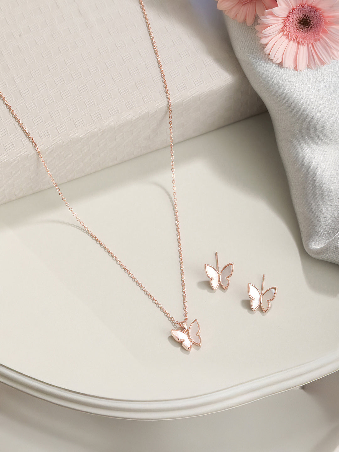 Anti-Tarnish Rose Gold Toned Faux Pearl Butterfly  Minimal Chain Pendant Jewellery Set