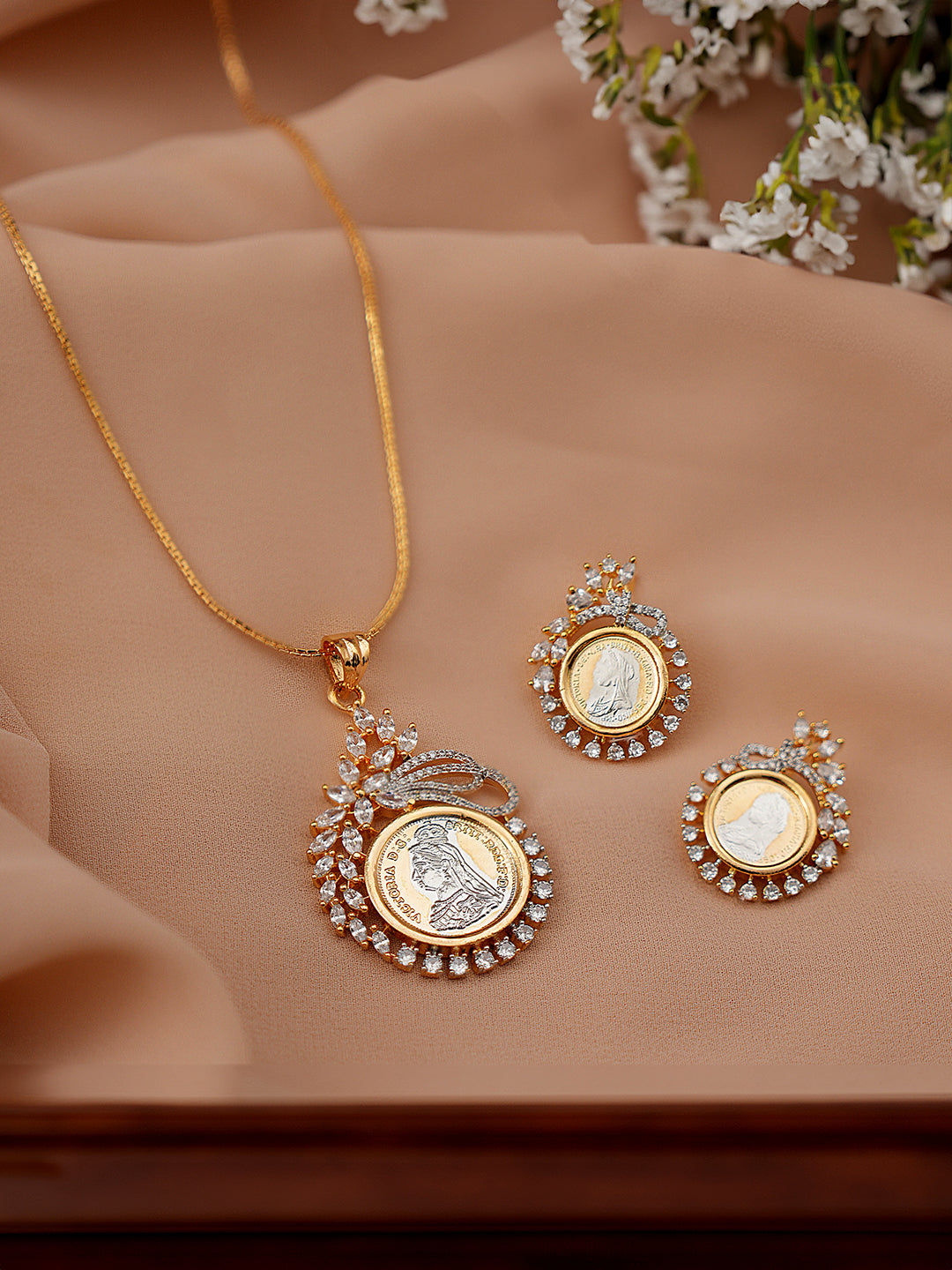 Gold Toned Ginni Locket Set