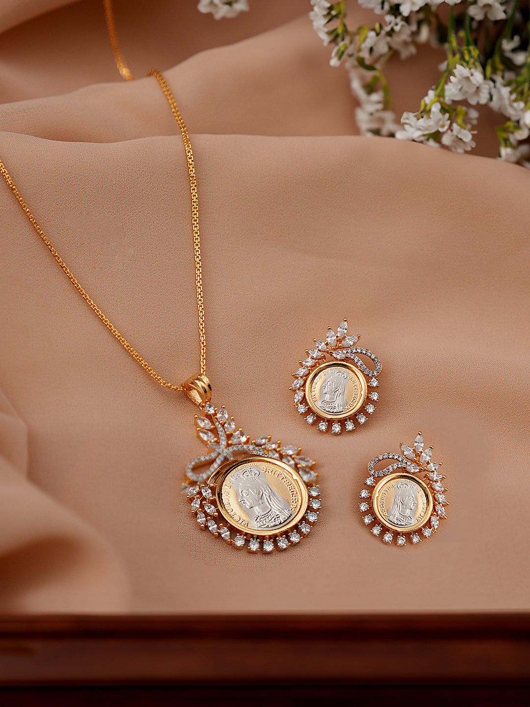 Gold Toned Ginni Locket Set