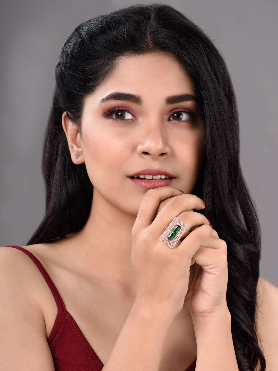 Rose Gold Plated Green Studded Solitaire Adjustable Cocktail Finger Ring