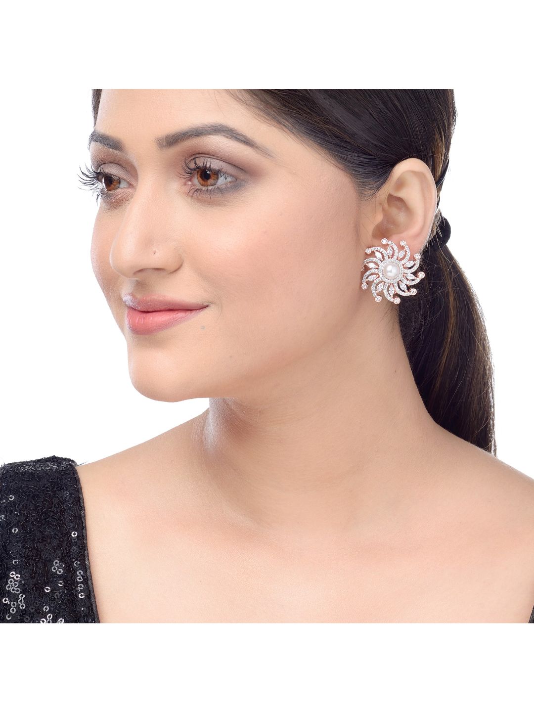 Sun shaped exquisite design pearl studs