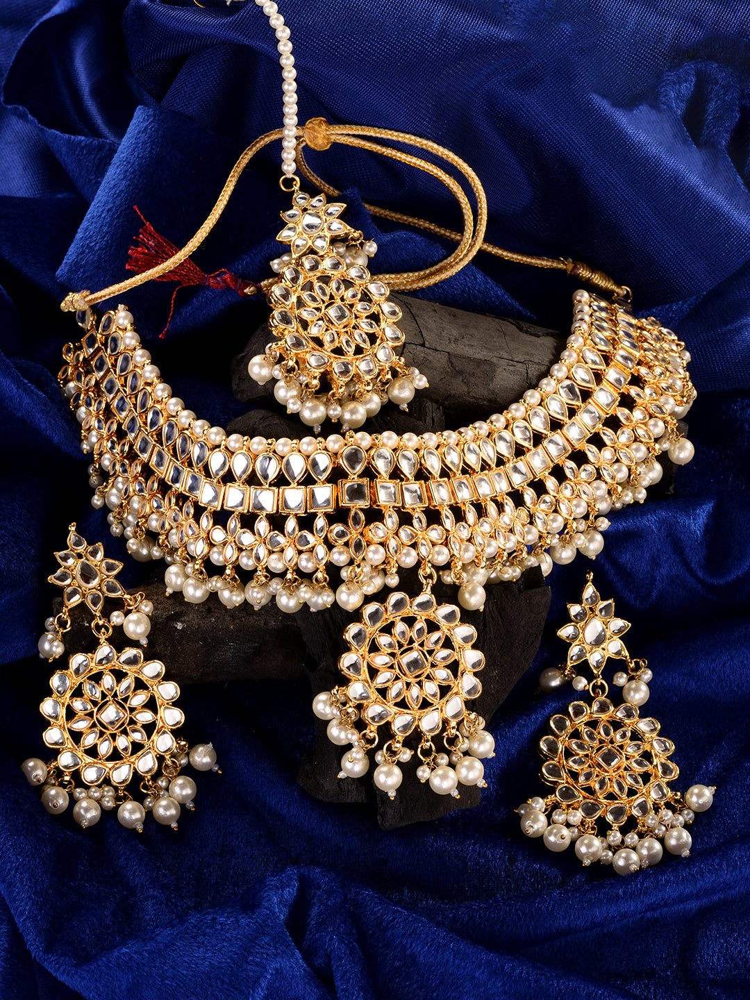 Gold Plated Kundan Studded Pearls Beaded Traditional Jewellery Set