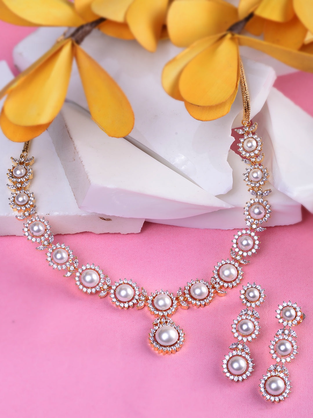 Gold Plated WhiteAD & Pearl Studded Necklace Jewellery Set