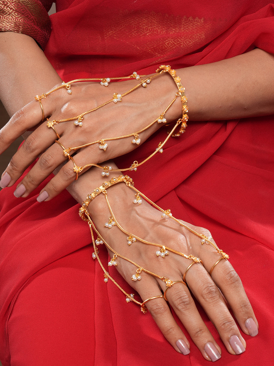 Set Of 2 Gold Plated Pearl Beaded Multi Chain With Rings Minimal Hathphool